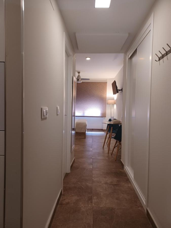 Apartamento Acogedor Junto A Calle Betis, Triana-Los Remedios Sevilla Buitenkant foto
