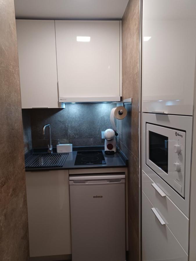 Apartamento Acogedor Junto A Calle Betis, Triana-Los Remedios Sevilla Buitenkant foto